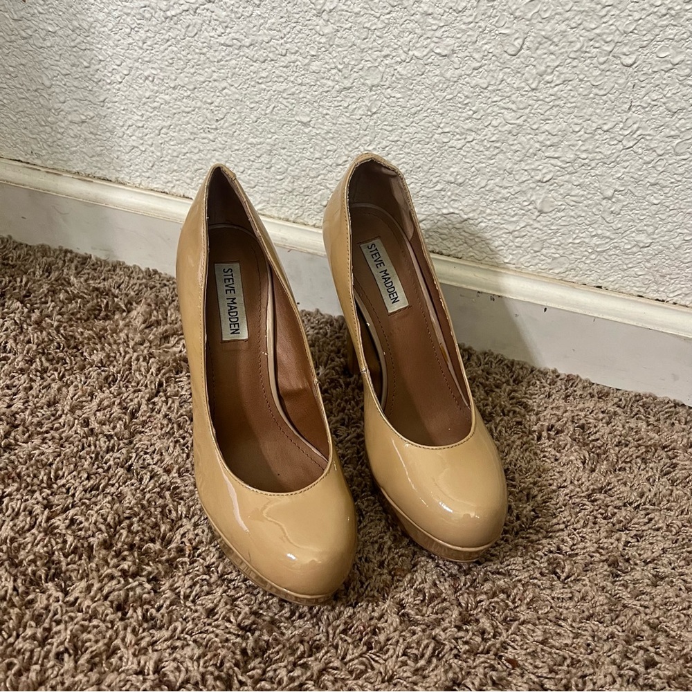 Steve Madden Women's Beige Heels